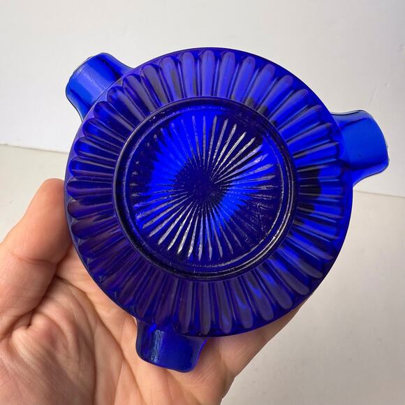 Vintage 1930's Rare Fenton Art Glass Sheffield Pattern Cobalt Blue Ashtray - Picture 5 of 5